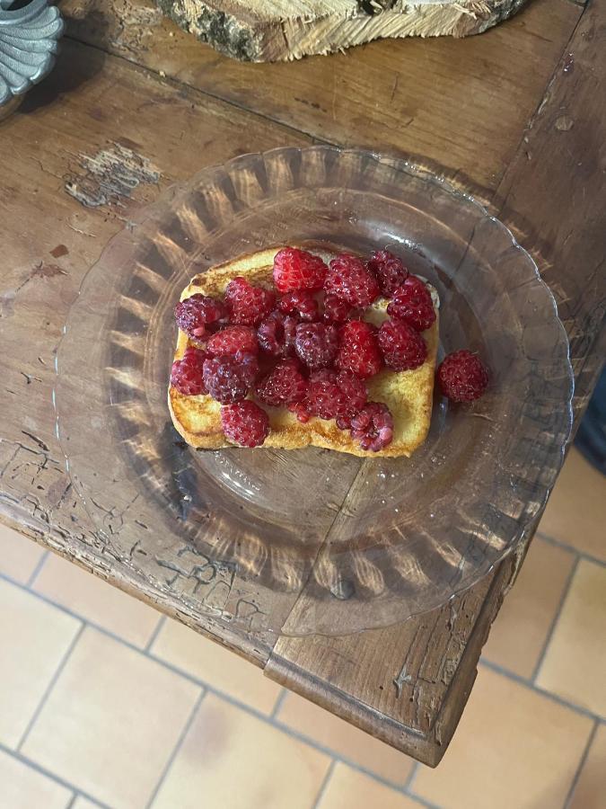 쇼몽-쉬르-타론느 Oh ! Fleurs Des Champs B&B 외부 사진